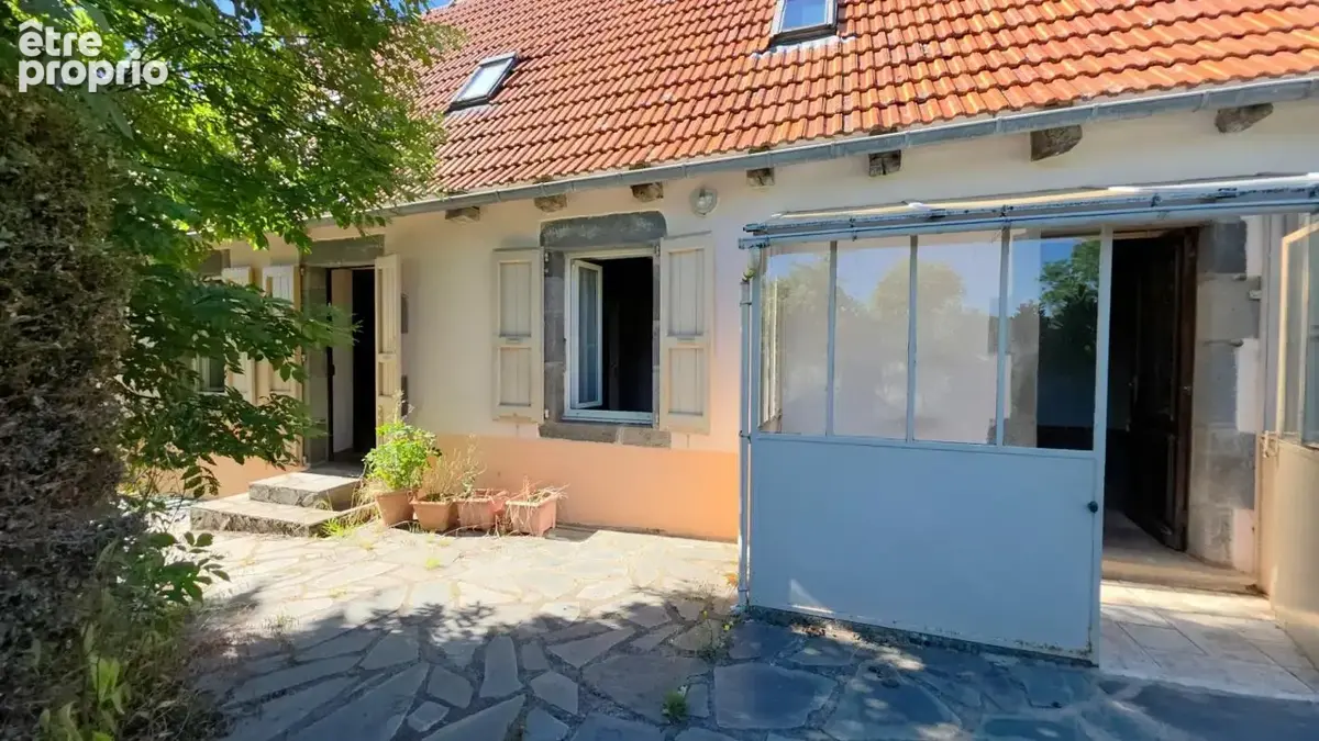 Maison 6 pièces 120 m² à vendre à Ally (15700) - photo 1