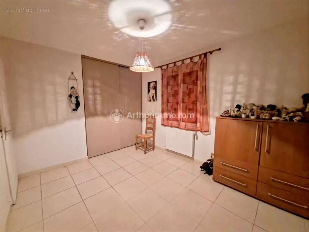 Maison à AUSSILLON