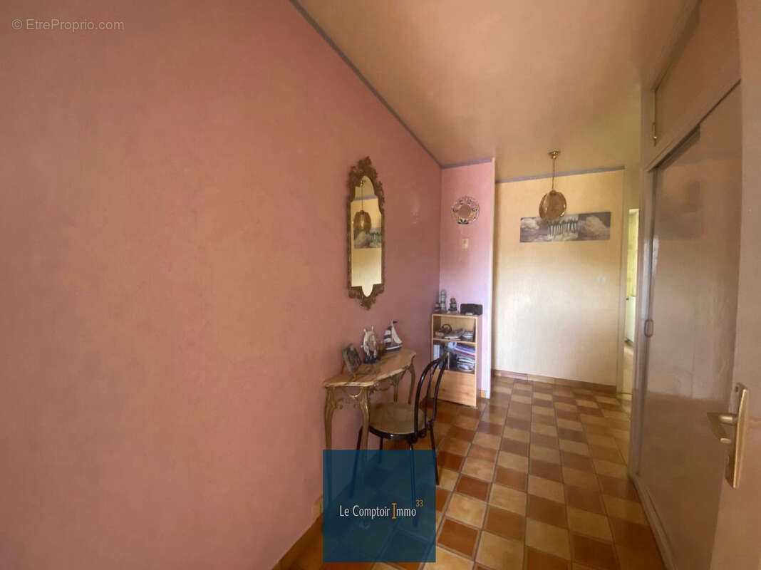 Maison à CARBON-BLANC