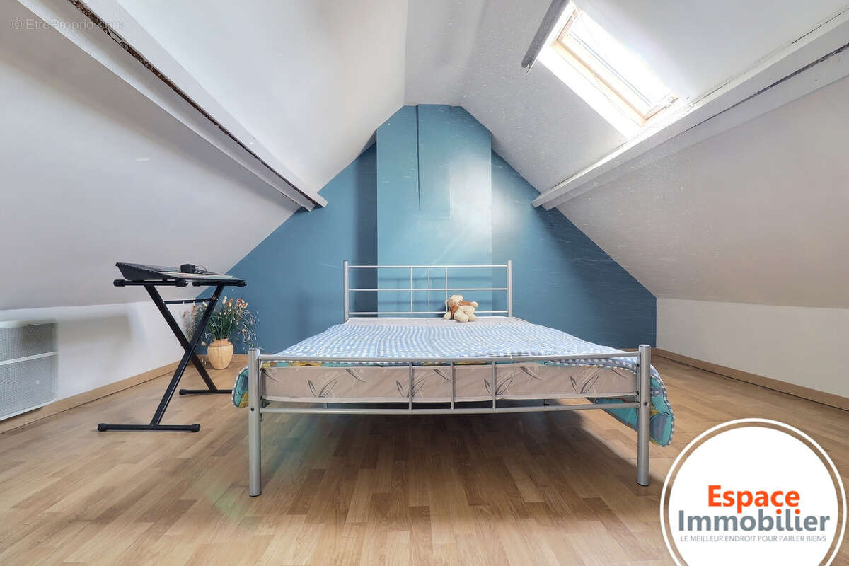 Maison à NEUVILLE-SUR-ESCAUT