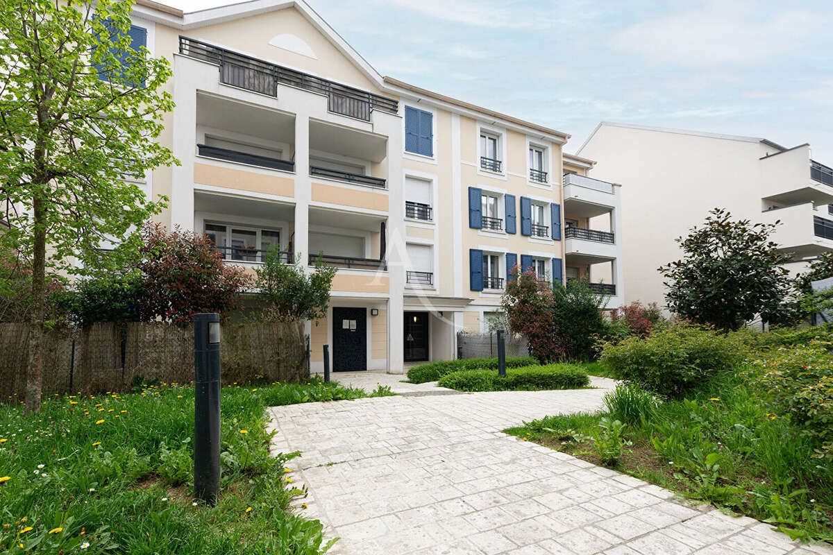 Appartement à BROU-SUR-CHANTEREINE
