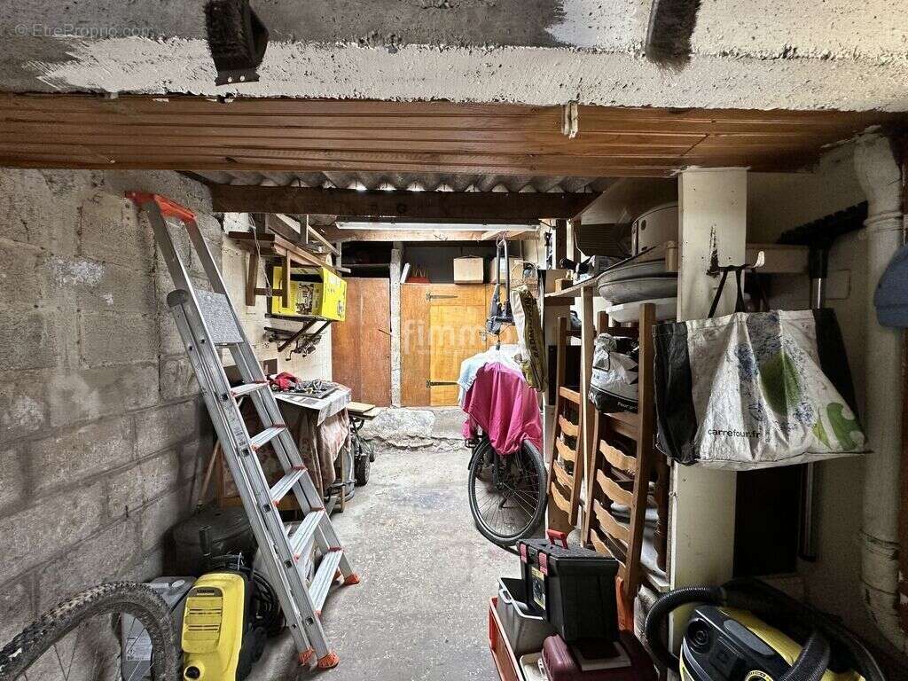 Maison à SAINT-CLAIR-DE-HALOUZE