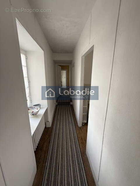 Maison d'habitation en pierre,  dans la bourg de Landelles et Coupigny - photo 18