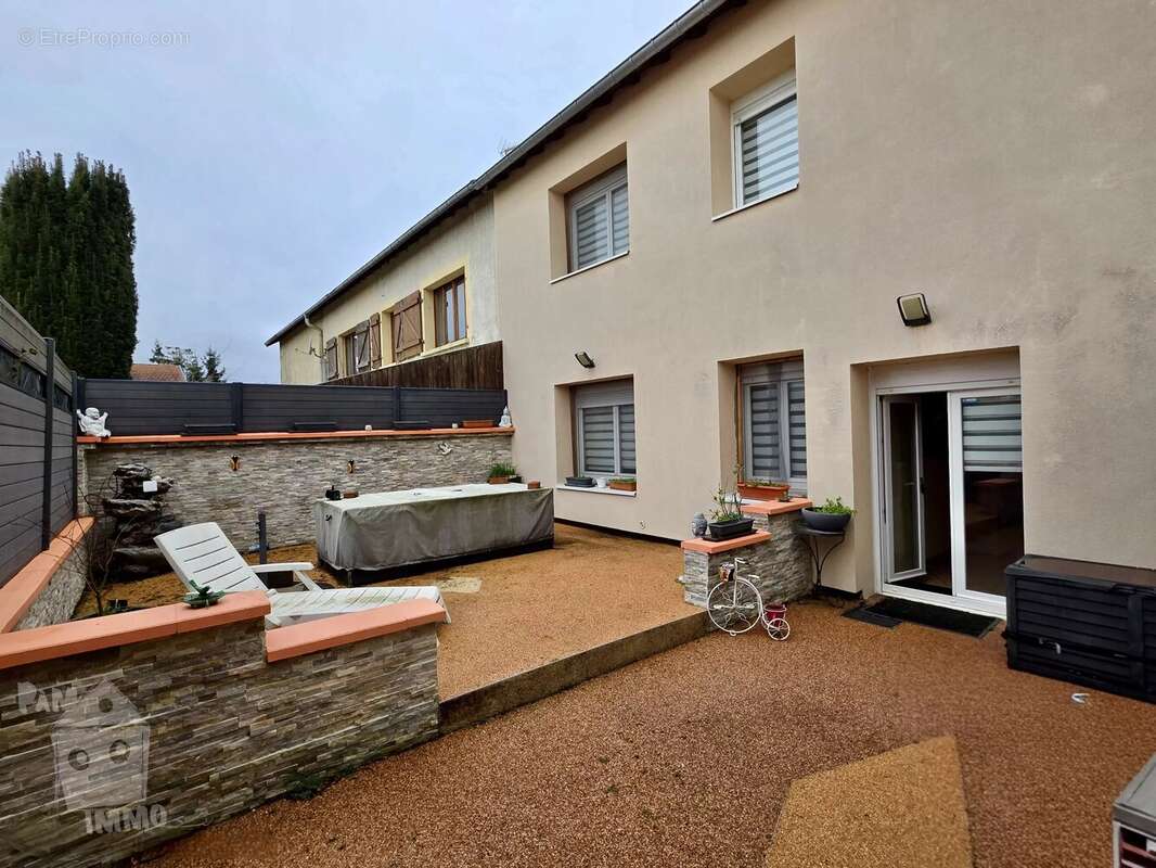 Maison à CRAINCOURT