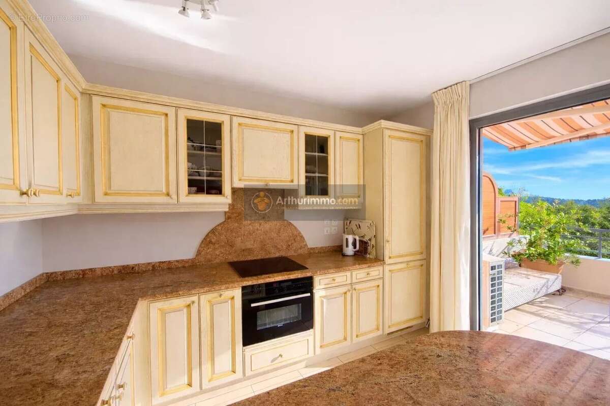 Appartement à SAINT-RAPHAEL