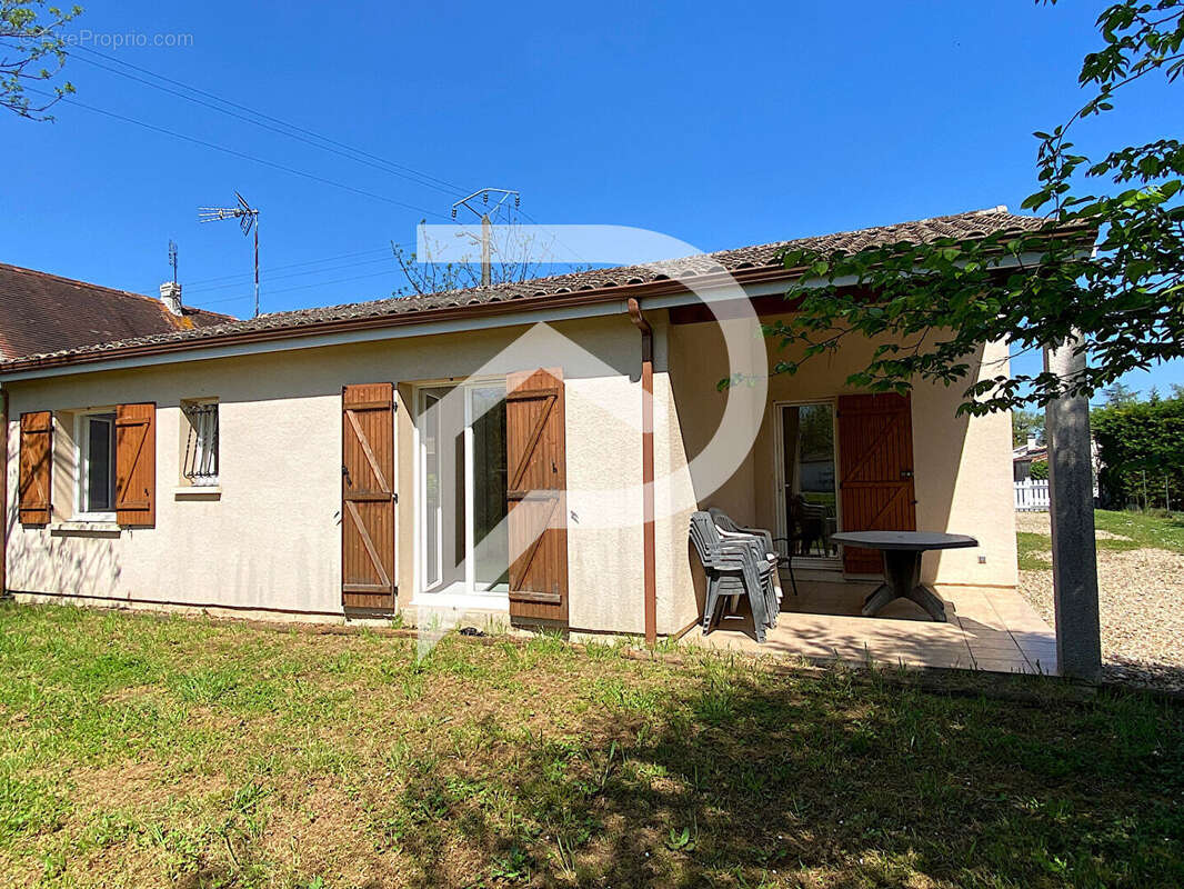 Maison à SAINT-SEURIN-SUR-L&#039;ISLE