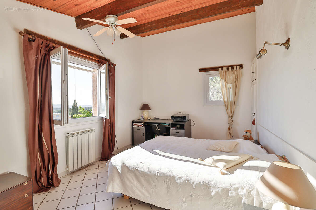 Maison à LA FARLEDE