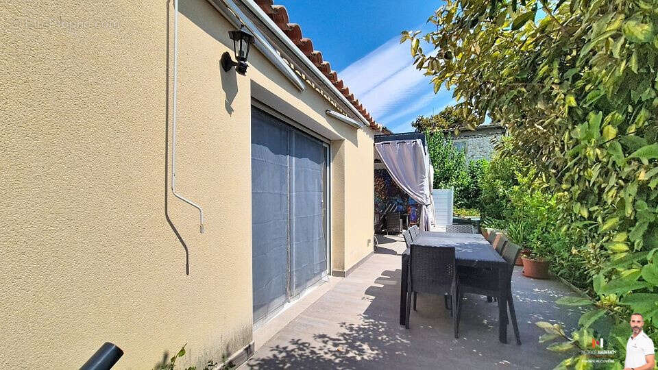 Moulézan - Coeur de Village - Villa Récente de Plain-Pied - 110 m2 - photo 2