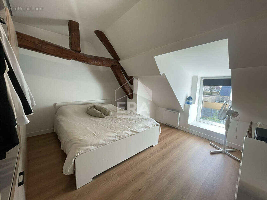 Maison à ROUVRES-SAINT-JEAN