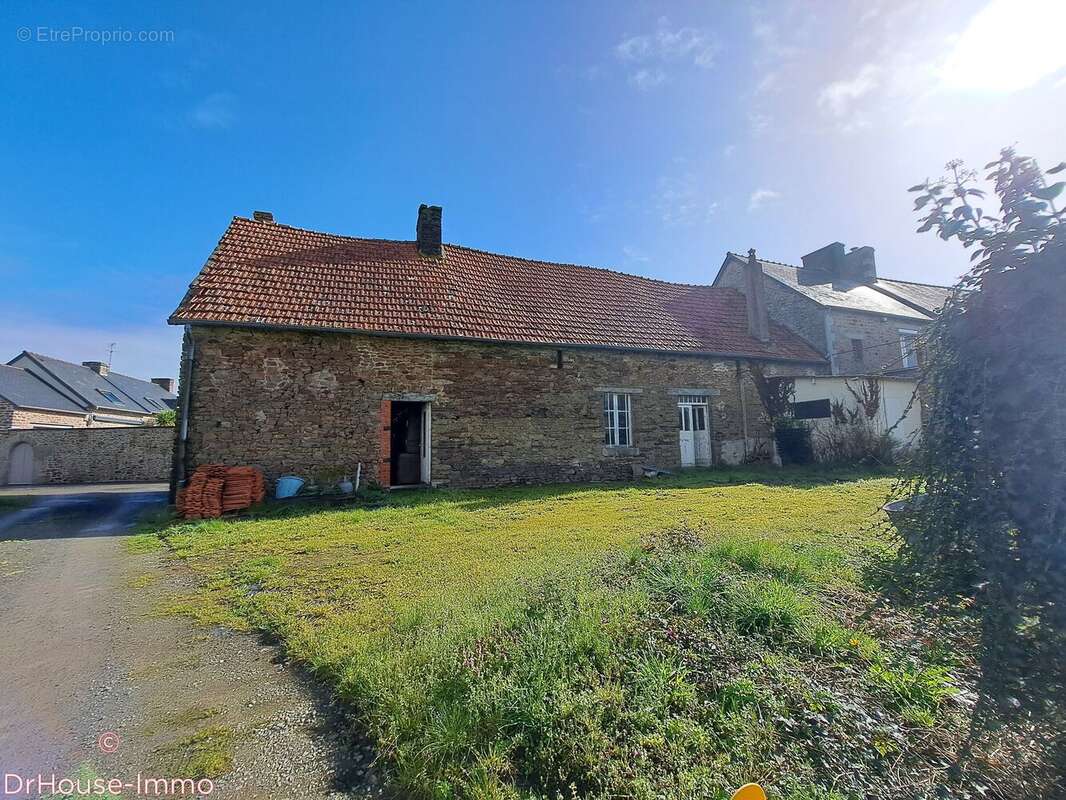 Maison à EPINIAC