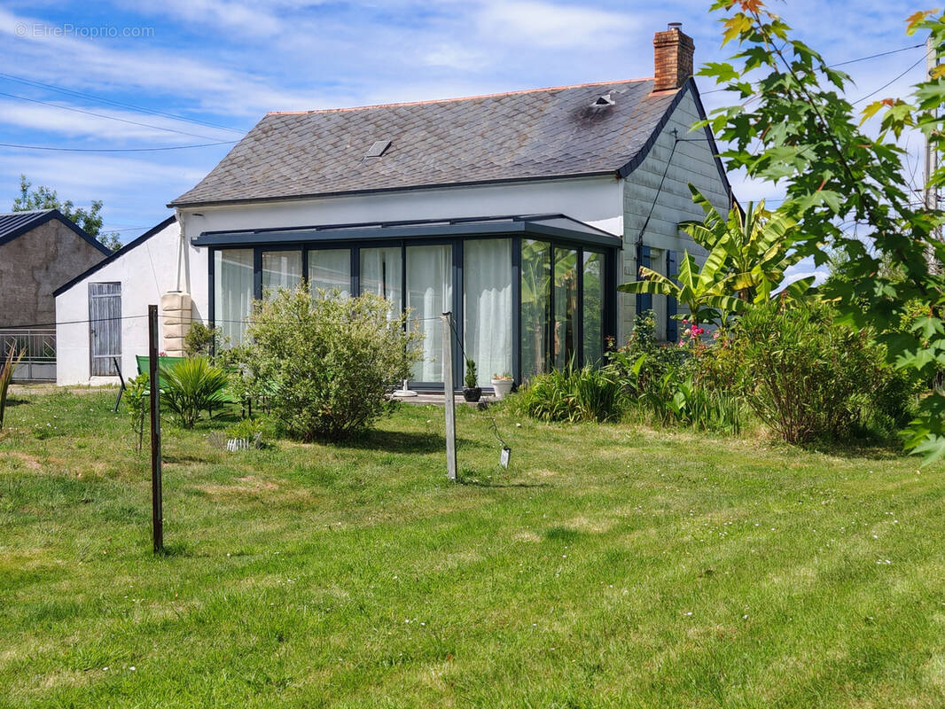 Maison à LA ROUXIERE