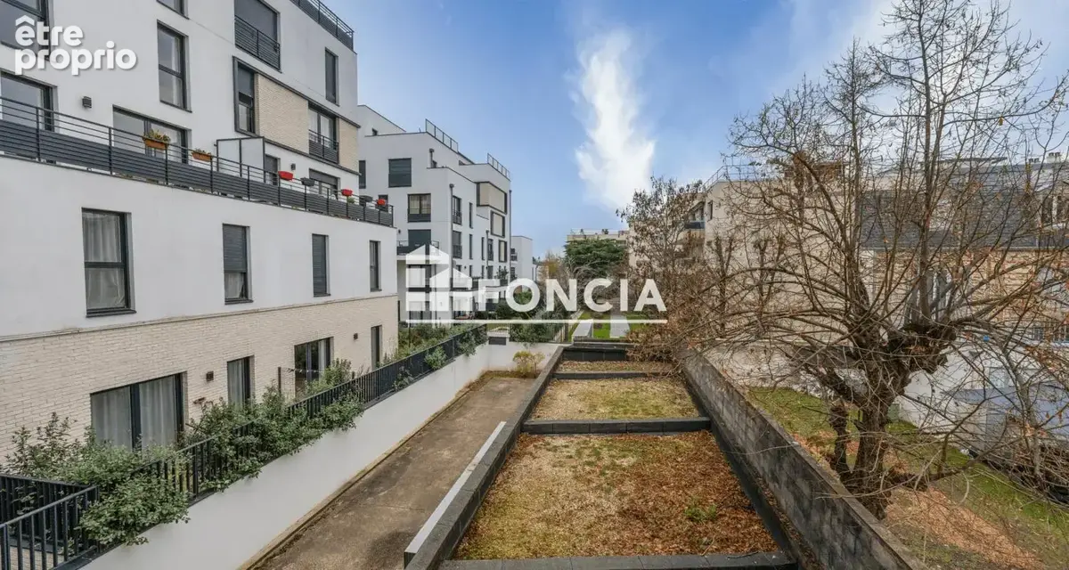Deux pièces avec balcon, cave et parking en sous-sol - photo 8