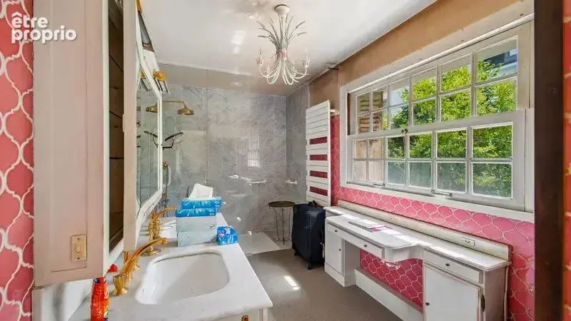 Neuilly madrid / voie privee:  exclusivite maison de charme de 8 pieces de de 250m² + jardin/terrasse privatif - photo 9