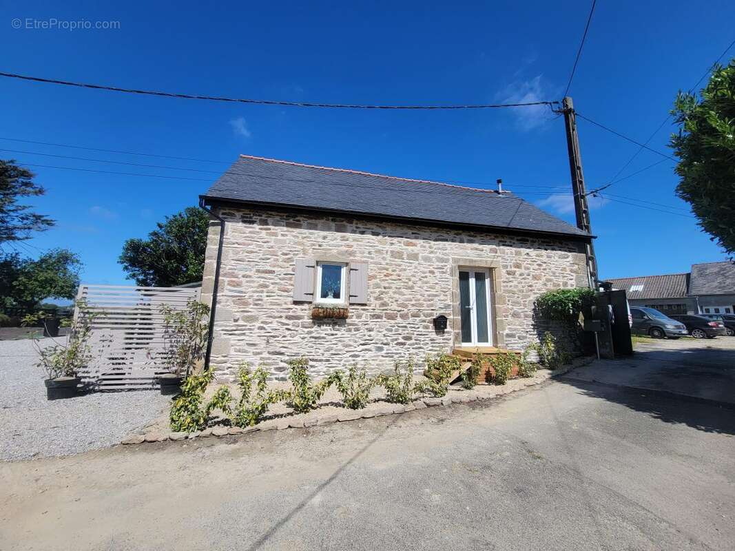 Maison 101 m² à Gourin  - photo 3