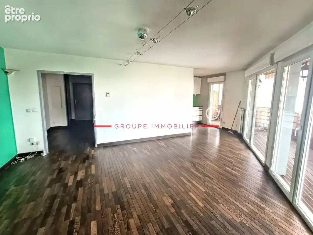 T5 + terrasse + parking prive + cave + garage possible - photo 5