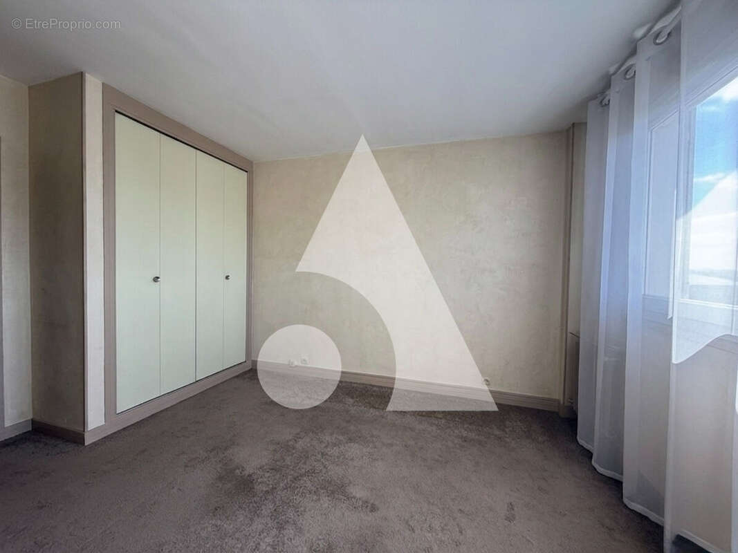 Appartement à SAINT-MAURICE