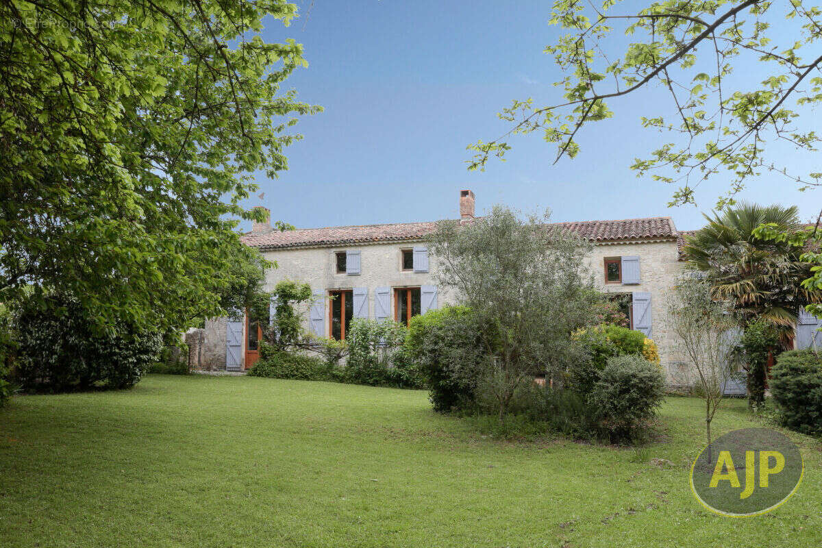 Maison à CIVRAC-EN-MEDOC