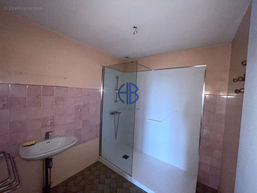 Maison 5 pièces 95 m2 parcelle 873m² - photo 7
