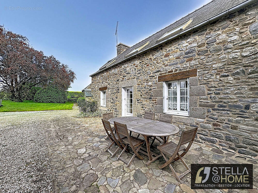 Maison à LANFAINS