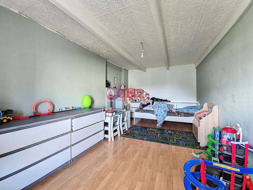 Maison à LAZ