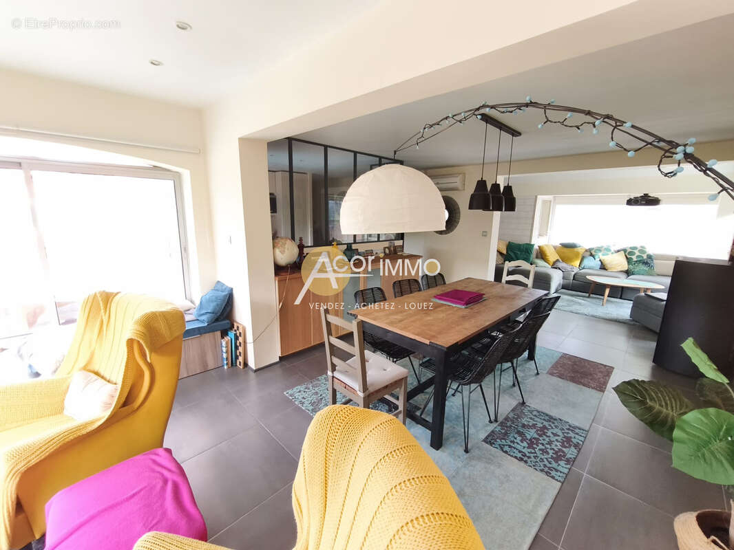 La seyne sur mer - fabregas - villa t7 + double garage - photo 8