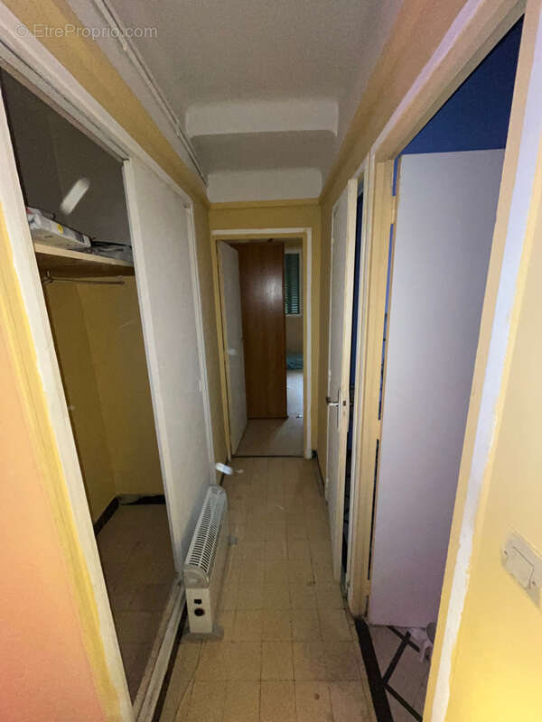 Appartement à MARSEILLE-8E