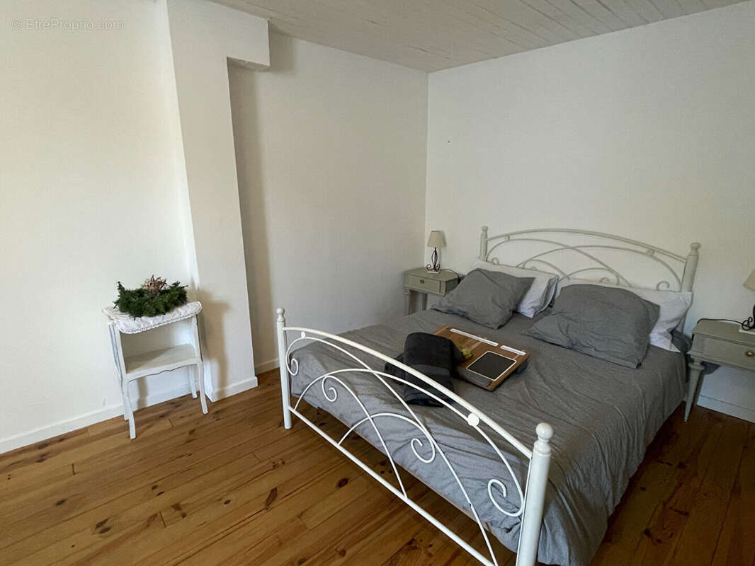 Maison à SAINTE-FOY-LA-GRANDE