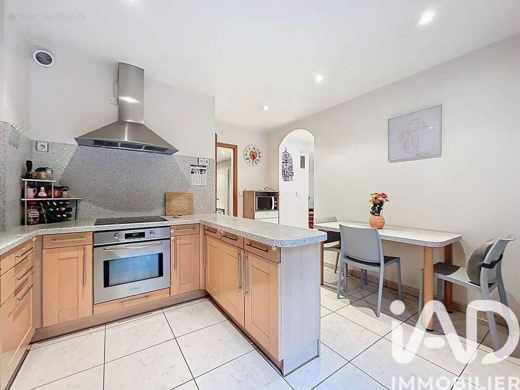 Photo 5 - Maison à CHENNEVIERES-SUR-MARNE