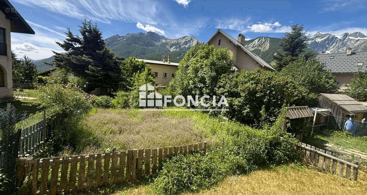 Maison à LE MONETIER-LES-BAINS