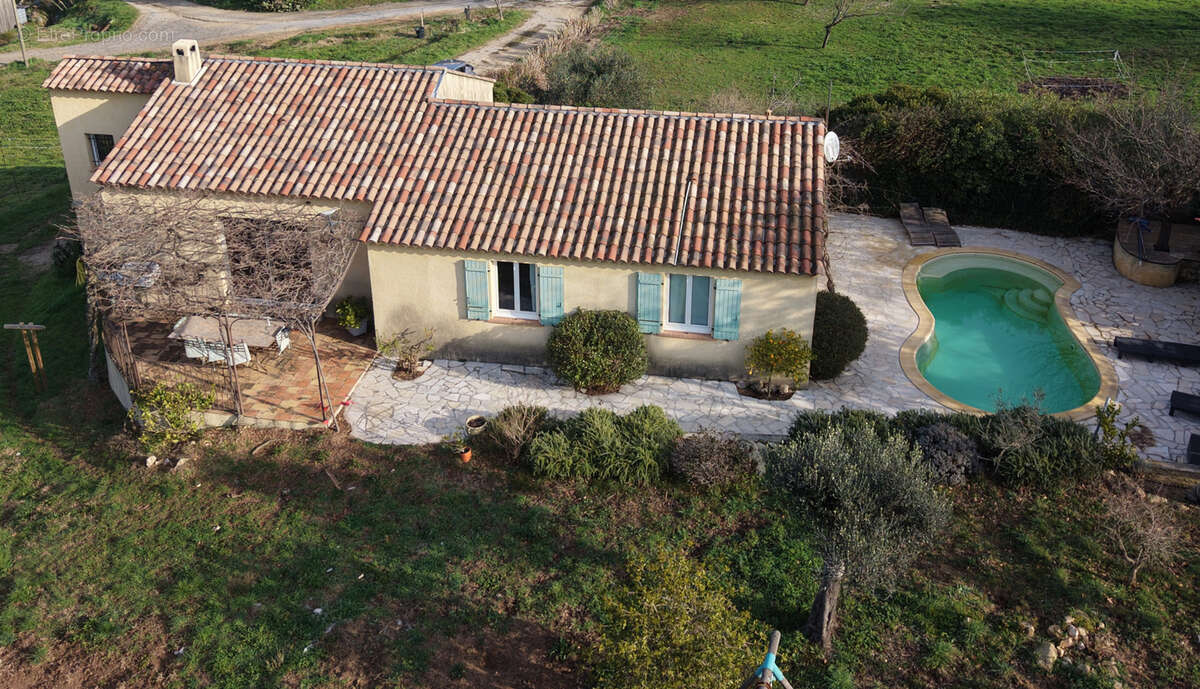 Maison à PLAN-DE-LA-TOUR