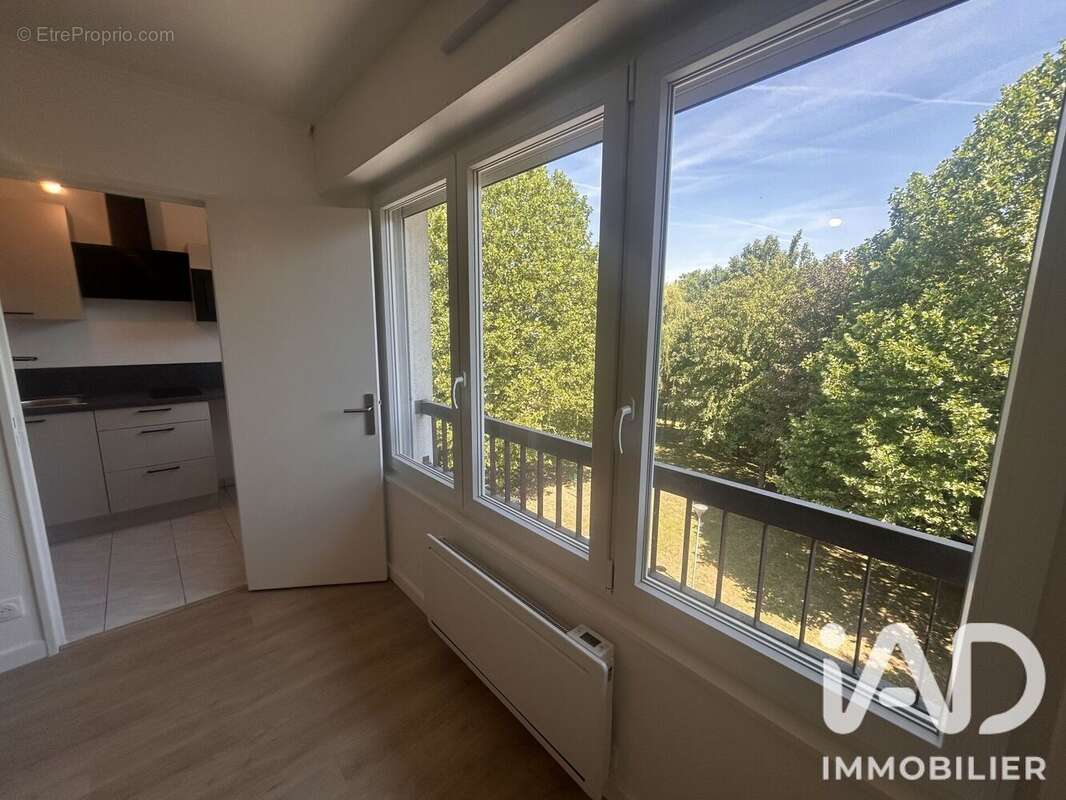 Appartement 31 m² à Thionville  - photo 2