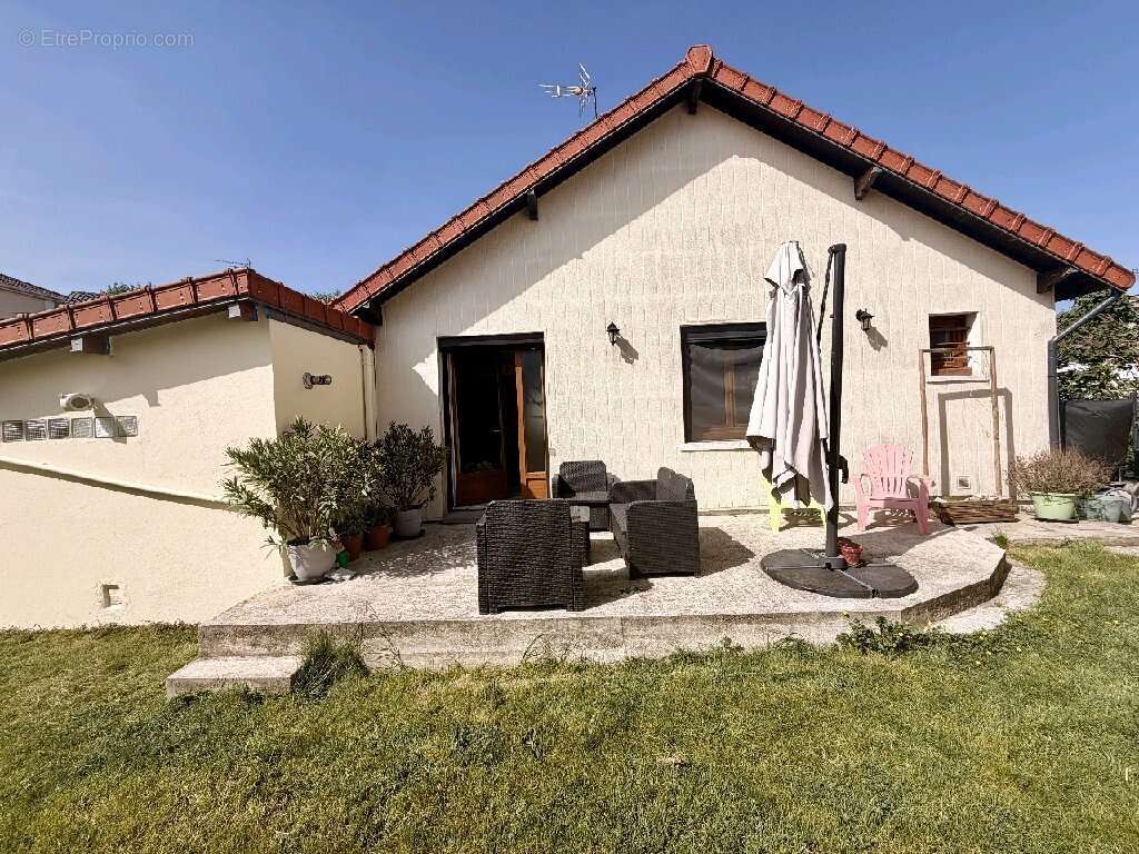 Maison à VILLEPARISIS