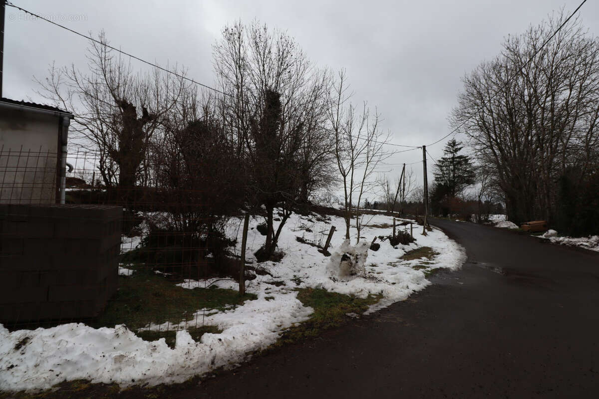 Maison à SAINT-SULPICE