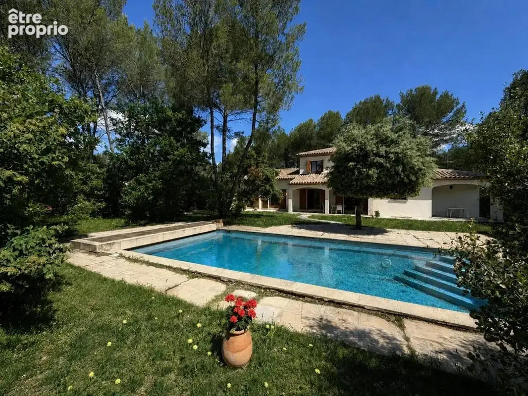 SAINT-CLÉMENT-DE-RIVIÈRE - Élégante villa familiale de 216 m² sur plus de 2 000 m² de terrain avec piscine - photo 16