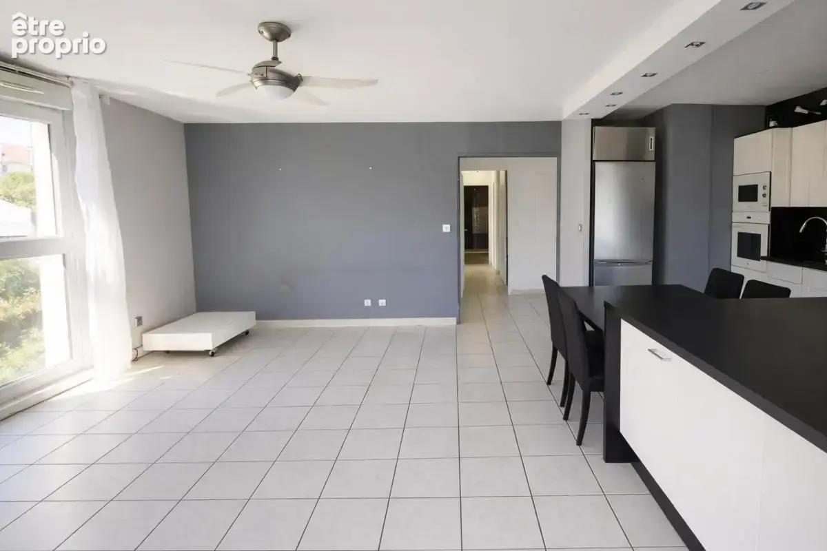 LA DURANNE – T3 traversant de 74 m² avec loggia de 14 m² et cuisine d’été - photo 6