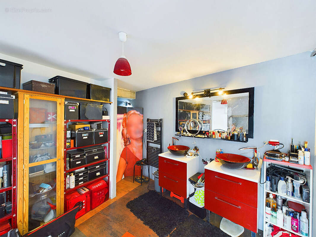 Loft de 245m²  sur 3 plateaux d'ans une ancienne filature  sur parcelle de 900m² situe a villeneuve de berg 07170 - photo 12