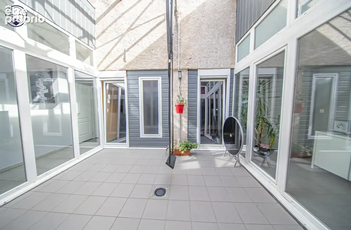 Appartement Duplex avec Patio 3 chambres - photo 2