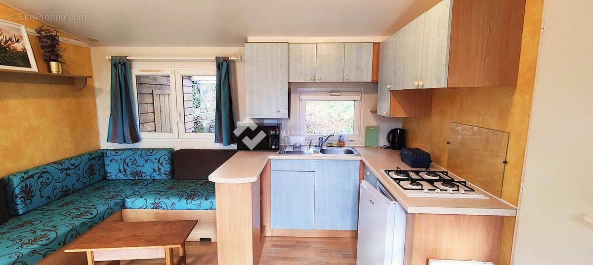 Appartement à CAUREL