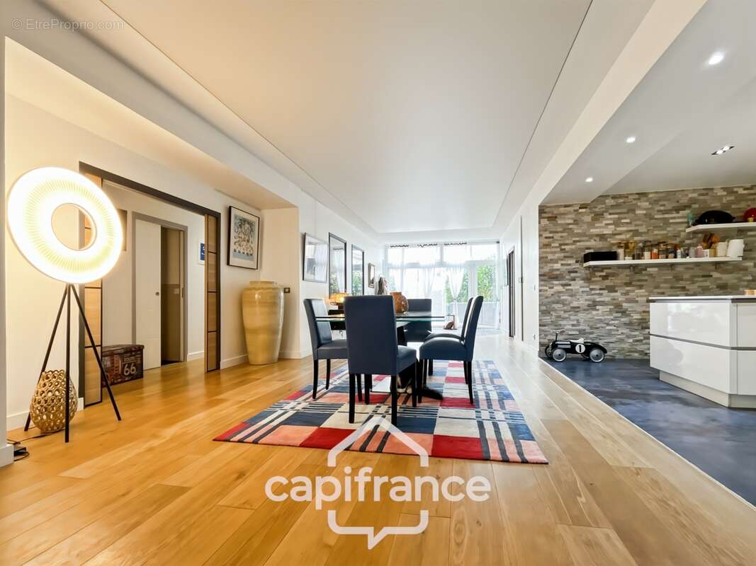 Appartement esprit maison – 164 m² – cour intérieure + box 1 voiture – rue Manessier – Nogent-sur-Marne - photo 6