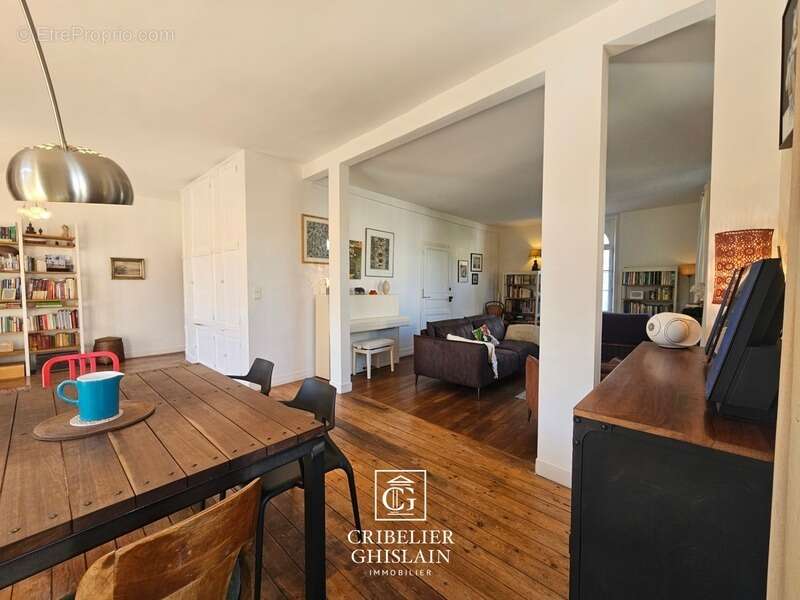 Clisson centre historique – Maison de caractère 150 m², 3 chambres, terrasse et accès rivière - photo 11