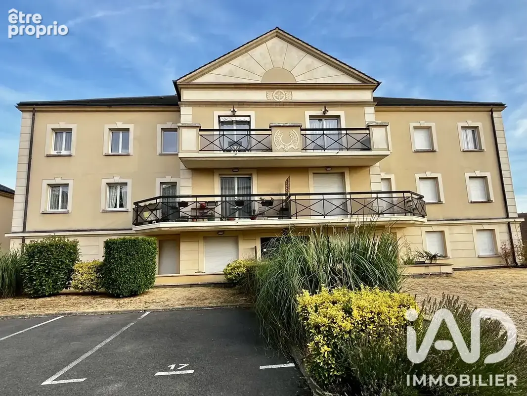 Photo 1 - Appartement à SAINT-PIERRE-DU-PERRAY