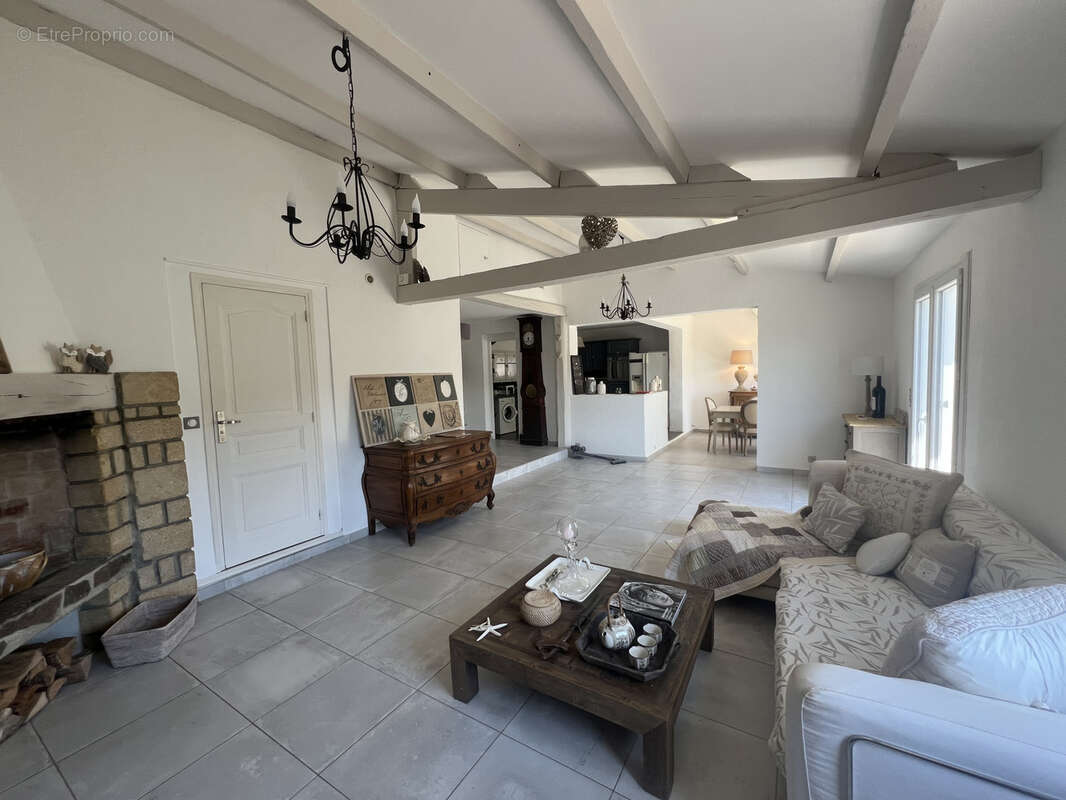 Maison à PLAN-DE-LA-TOUR