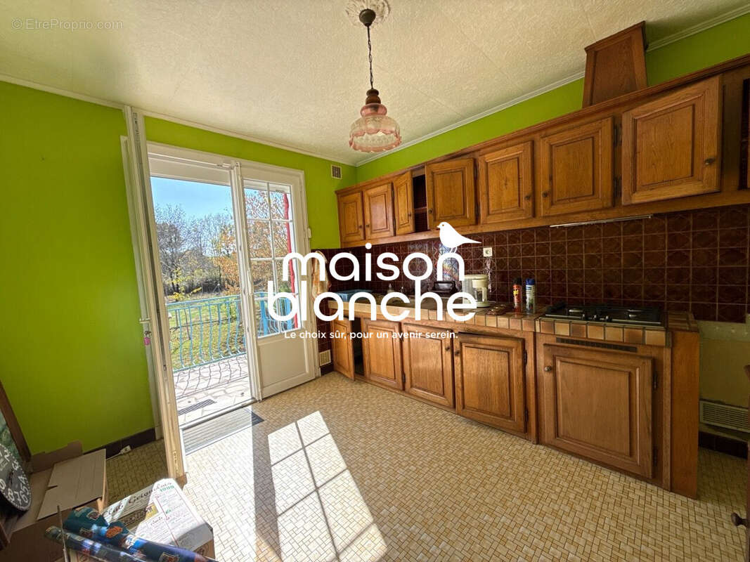 Maison à SAINT-SEURIN-SUR-L'ISLE