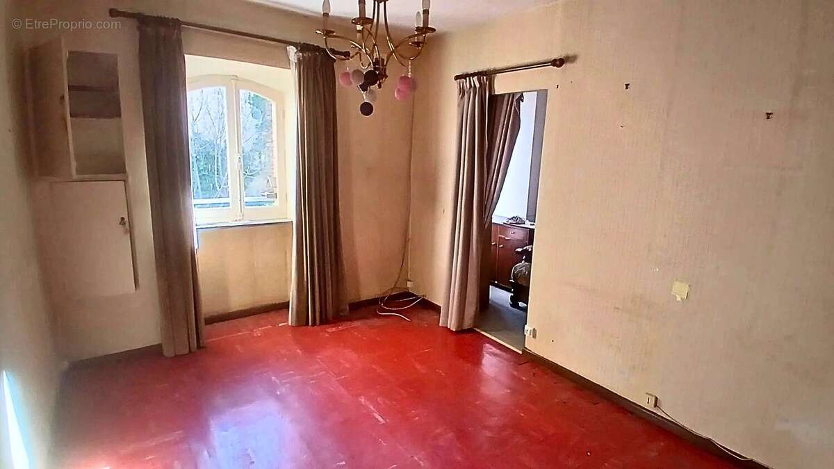 Maison à CAUNES-MINERVOIS