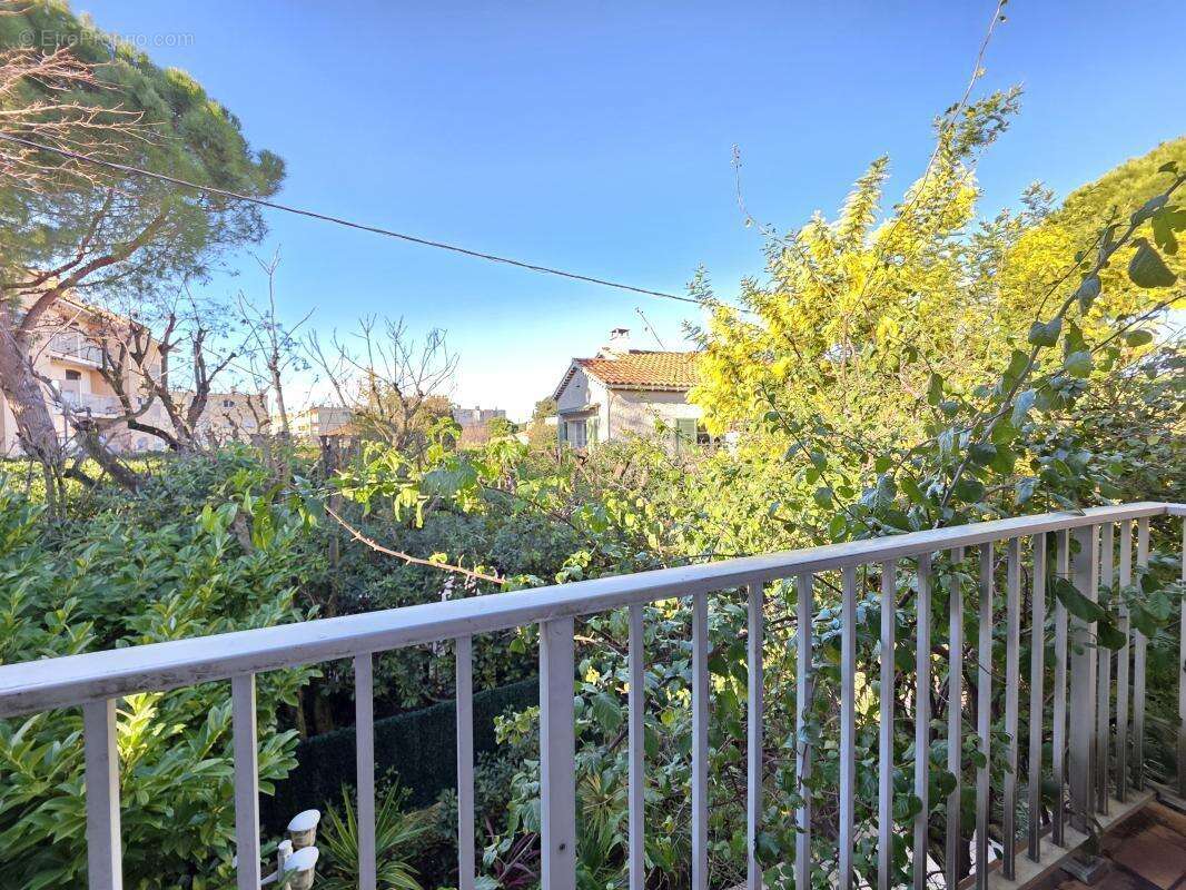 Appartement à SANARY-SUR-MER