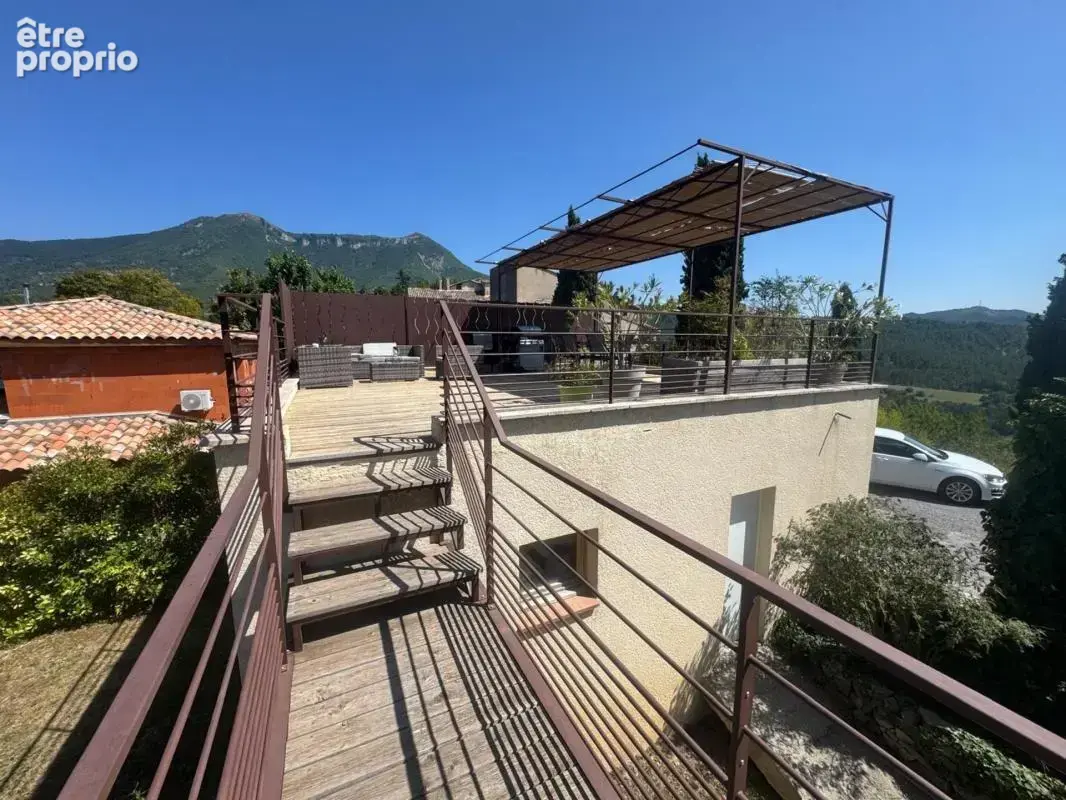 COUP DE CŒUR – Maison en pierres rénovée avec eau de source, vue panoramique et garage – Gaubert, Digne-les-Bains - photo 15