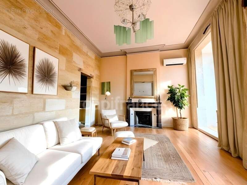 Appartement à BORDEAUX