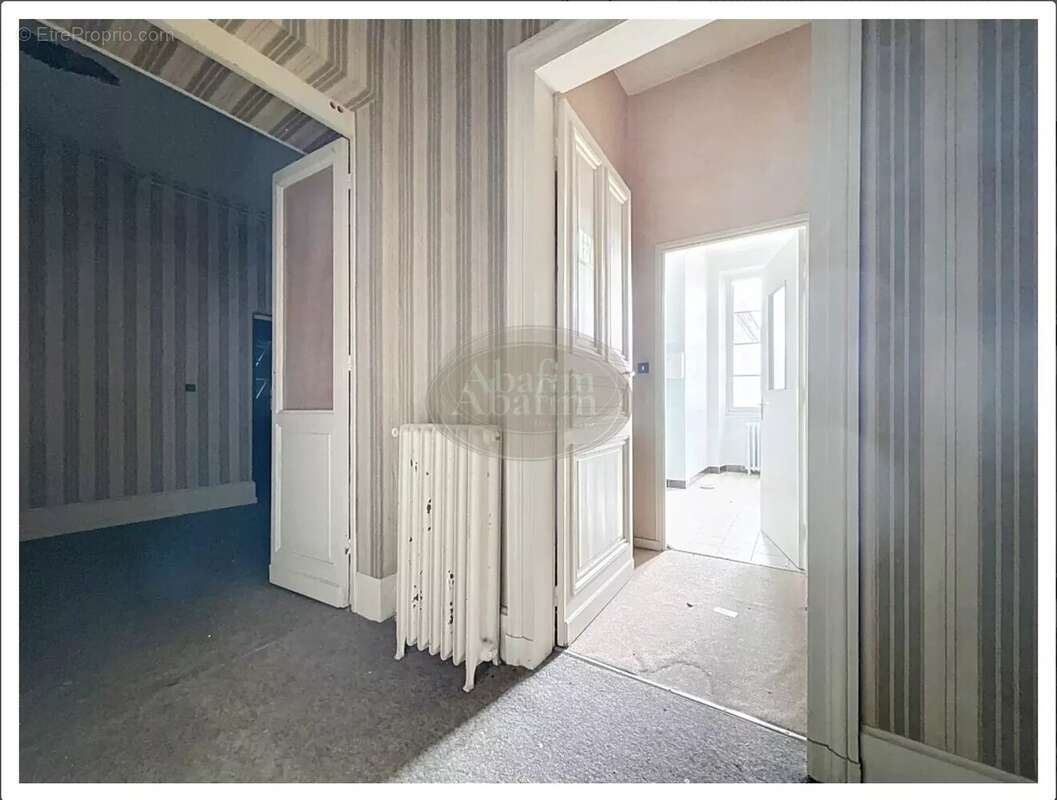 Maison à VILLEFRANCHE-DE-ROUERGUE