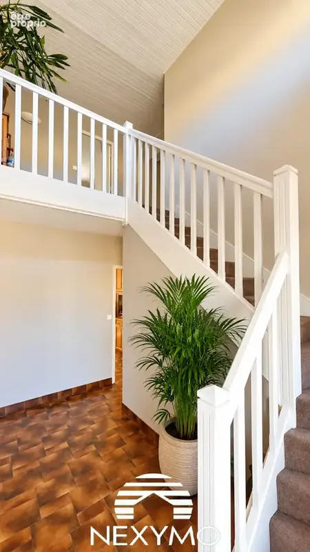 Maison familiale 6 chambres de 165m2 sur sous-sol   Maillets   Le Mans - photo 2