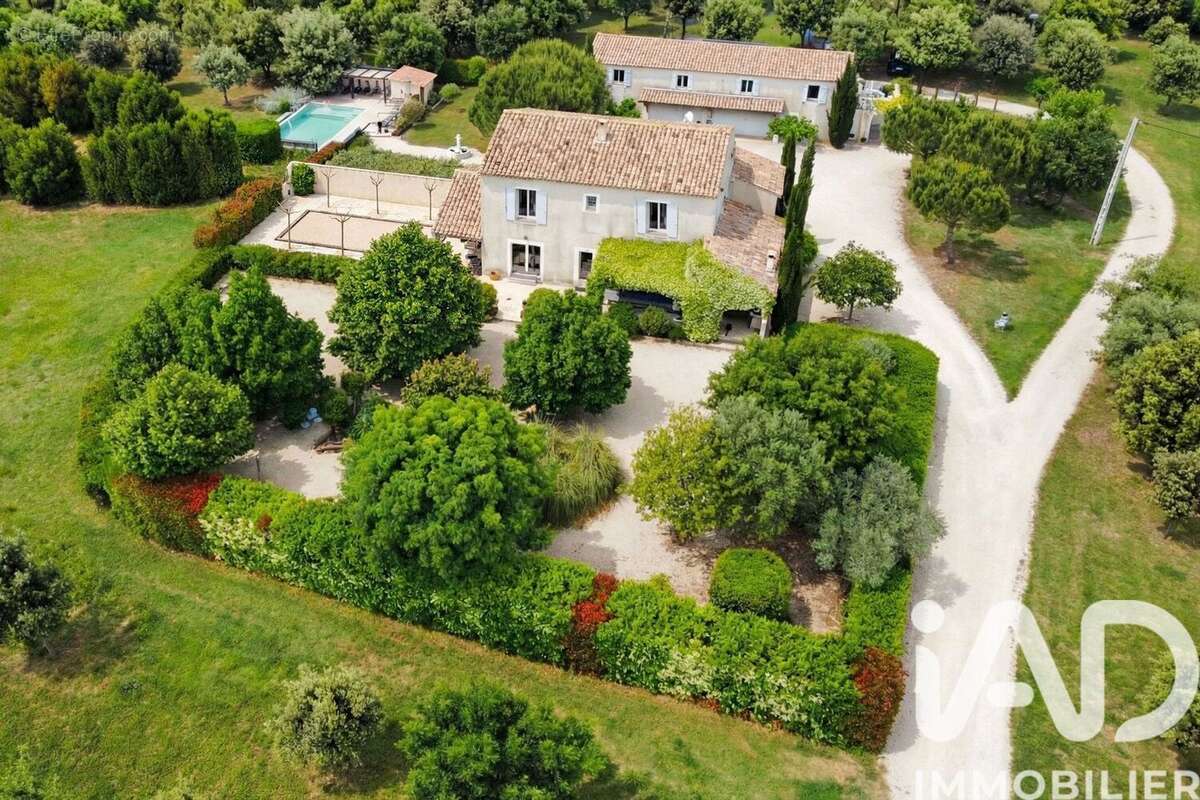 Photo 2 - Maison à BEAUCAIRE